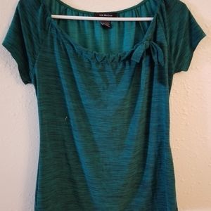 Liz McCoy short sleeve green top with bow